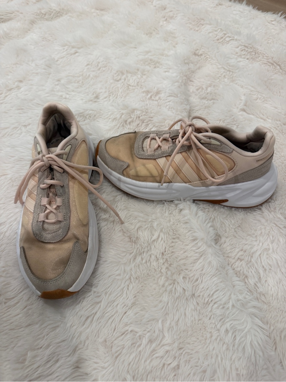 adidas Women's Light Beige and Tan Athletic Sneakers
